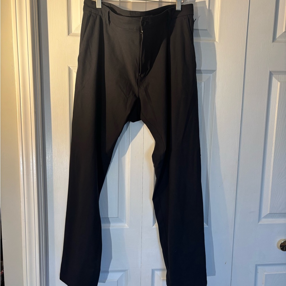 lululemon athletica Men's commission Pants